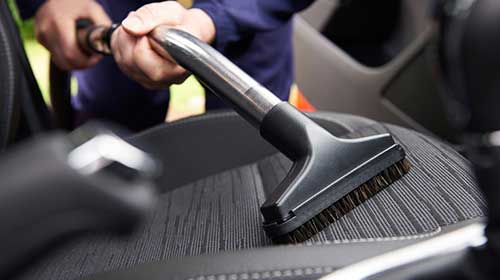 Car Cleaning in Karachi - on spot Car Cleaning Services
